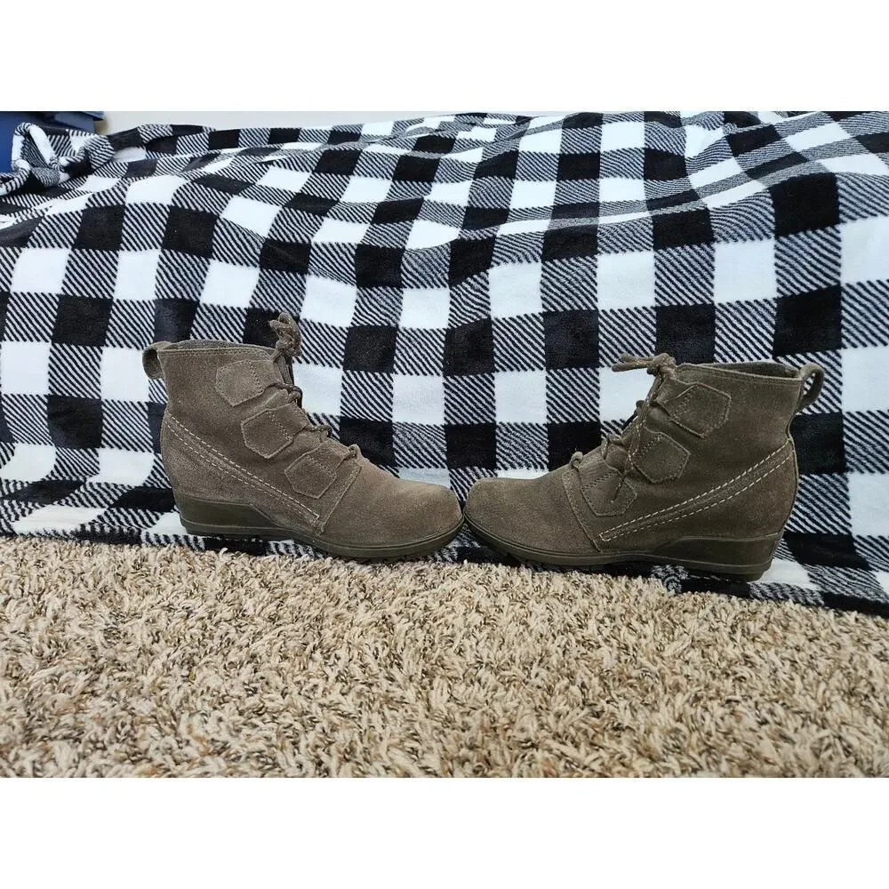 Sorel Evie Ankle Bootie Womens 6.5 Taupe Gray Suede Lace Up Wedge Boots